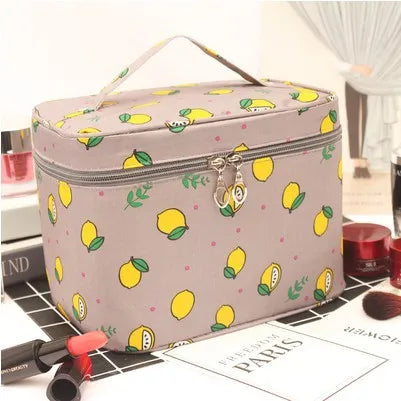 Trousse de toilette en toile – Déperlante, 10 motifs – vue 9 | Chillvibes