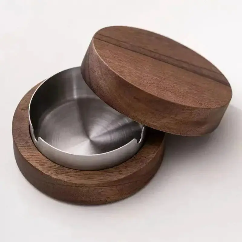 Cendrier de bureau en noyer et inox, avec couvercle
